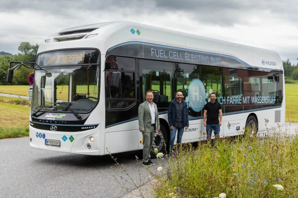 Salzburg: Wasserstoffbus wird im Öffi-Linienbetrieb getestet